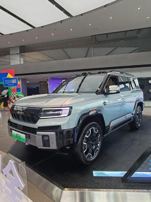 东莞东城区清缘特企业管理咨询比亚迪方程豹硬派越野的爆款，英菲尼迪35周年与你共成长